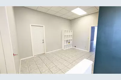 142 W Pearl Street, Jackson, MI 49201 - Photo 9