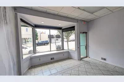 142 W Pearl Street, Jackson, MI 49201 - Photo 5