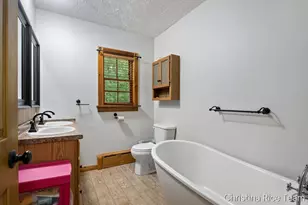 10226 SW Greenville Rd, Greenville, MI 48838 - Photo 23