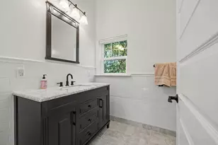 1605 Albany St, Ferndale, MI 48220 - Photo 23