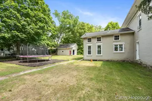 404 E Main St, Ionia, MI 48846 - Photo 37
