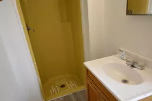 200 S Constantine St, Three Rivers, MI 49093 - Photo 11