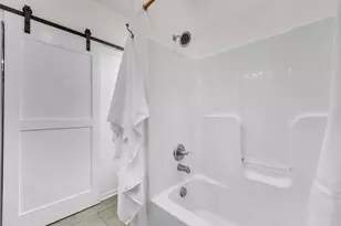 481 Hickory Bluff Ln, Chelsea, MI 48118 - Photo 27