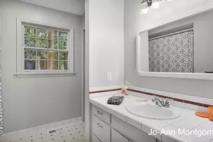 835 E Fennwood Cir, Muskegon, MI 49445 - Photo 15