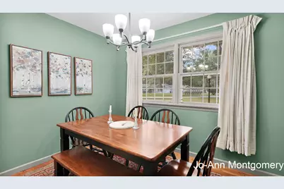835 E Fennwood Circle, Muskegon, MI 49445 - Photo 11