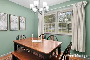 835 E Fennwood Cir, Muskegon, MI 49445 - Photo 11