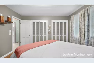 835 E Fennwood Circle, Muskegon, MI 49445 - Photo 13