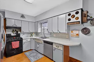 529 W Clinton St, Hastings, MI 49058 - Photo 19
