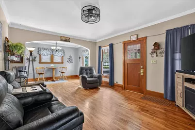 529 W Clinton Street, Hastings, MI 49058 - Photo 9