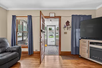 529 W Clinton Street, Hastings, MI 49058 - Photo 7