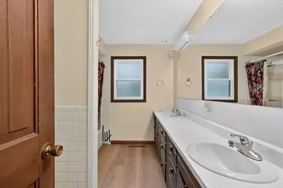 11012 Green Lake Road, Middleville, MI 49333 - Photo 29