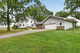 11012 Green Lake Rd, Middleville, MI 49333 - Photo 3