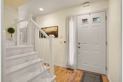 260 Dunbarton Court, Kalamazoo, MI 49006 - Photo 3