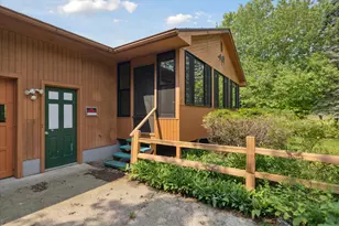 8886 Coleman Rd, Haslett, MI 48840 - Photo 3