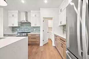 41 Starr Dr, Troy, MI 48083 - Photo 17