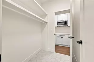 41 Starr Dr, Troy, MI 48083 - Photo 25