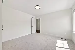 41 Starr Dr, Troy, MI 48083 - Photo 39