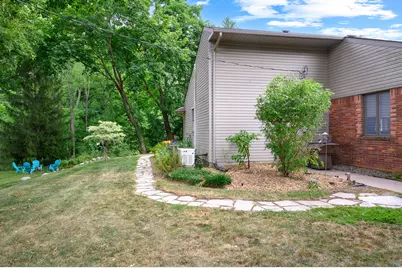 899 Fox Run, Bloomfield Hills, MI 48304 - Photo 25