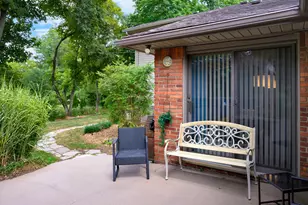 899 Fox Run, Bloomfield Hills, MI 48304 - Photo 27