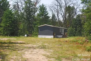 5017 S Sunray Ct, Idlewild, MI 49642 - Photo 27
