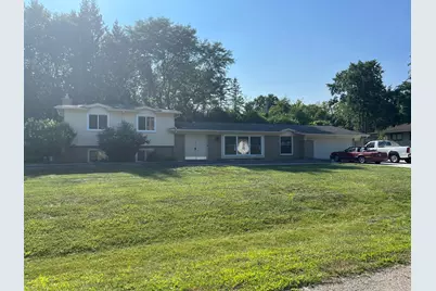 7096 Riverstone Road, West Bloomfield, MI 48322 - Photo 1