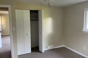 7096 Riverstone Rd, West Bloomfield, MI 48322 - Photo 9