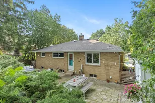 1570 E Terrace St NE, Grand Rapids, MI 49503 - Photo 27