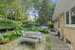 1570 E Terrace St NE, Grand Rapids, MI 49503 - Photo 29