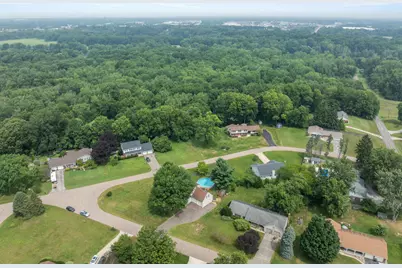 1629 Rhonda Road, Saint Joseph, MI 49085 - Photo 3