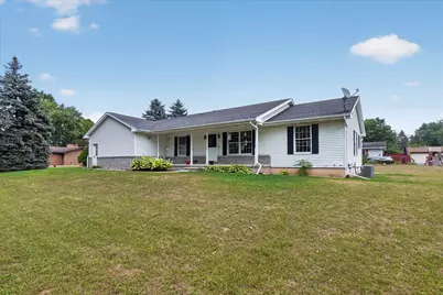 635 W Poplar Street, Marion City, MI 48811 - Photo 3