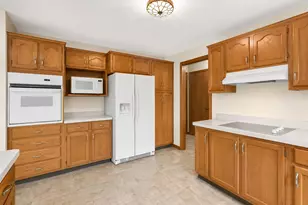 635 W Poplar St, Marion City, MI 48811 - Photo 17
