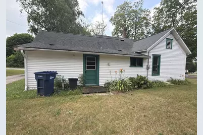 306 N Carland Street, Marion, MI 49665 - Photo 5