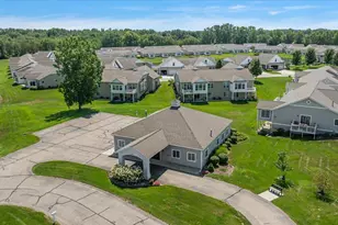 11382 E Lake Dr, Holland, MI 49424 - Photo 59