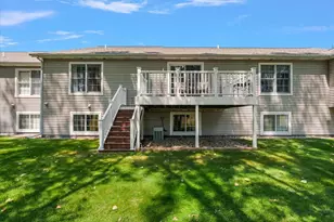 11382 E Lake Dr, Holland, MI 49424 - Photo 45