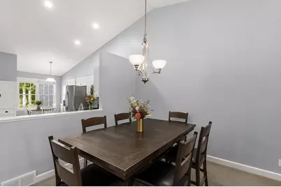 11382 E Lake Drive, Holland, MI 49424 - Photo 15