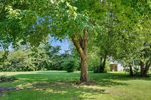 265 E 4th St, Constantine, MI 49042 - Photo 23