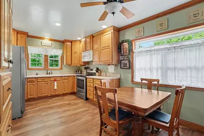 265 E 4th Street, Constantine, MI 49042 - Photo 7