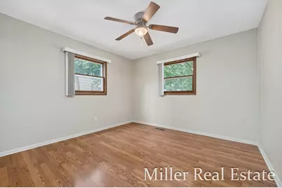 1221 N Hanover Street, Hastings, MI 49058 - Photo 11