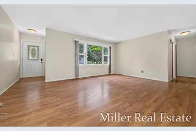 1221 N Hanover Street, Hastings, MI 49058 - Photo 9