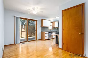5721 Jefferson Ave SE, Grand Rapids, MI 49548 - Photo 3