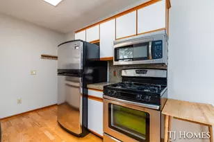 5721 Jefferson Ave SE, Grand Rapids, MI 49548 - Photo 13