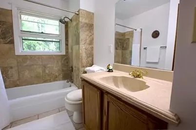 711 E North Drive, Marshall, MI 49068 - Photo 17