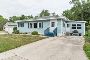 1916 Romence Rd, Portage, MI 49024 - Photo 1