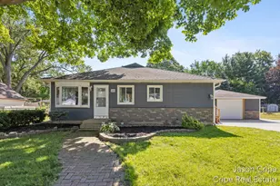 5666 Park Ave, Hudsonville, MI 49426 - Photo 1