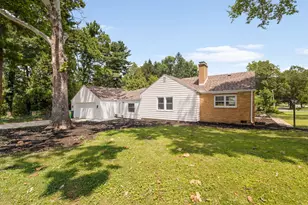 811 Tomahawk Ln, Niles, MI 49120 - Photo 1