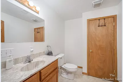 10895 Forest Valley Drive, Greenville, MI 48838 - Photo 25