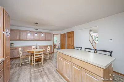 10895 Forest Valley Drive, Greenville, MI 48838 - Photo 9