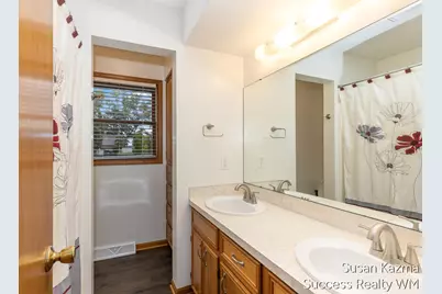 4425 Lucas Drive SW, Grandville, MI 49418 - Photo 17