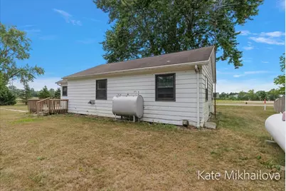 75 4th Street, Plainwell, MI 49080 - Photo 67