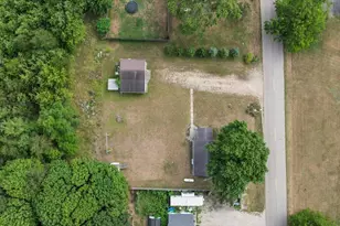 75 4th St, Plainwell, MI 49080 - Photo 25